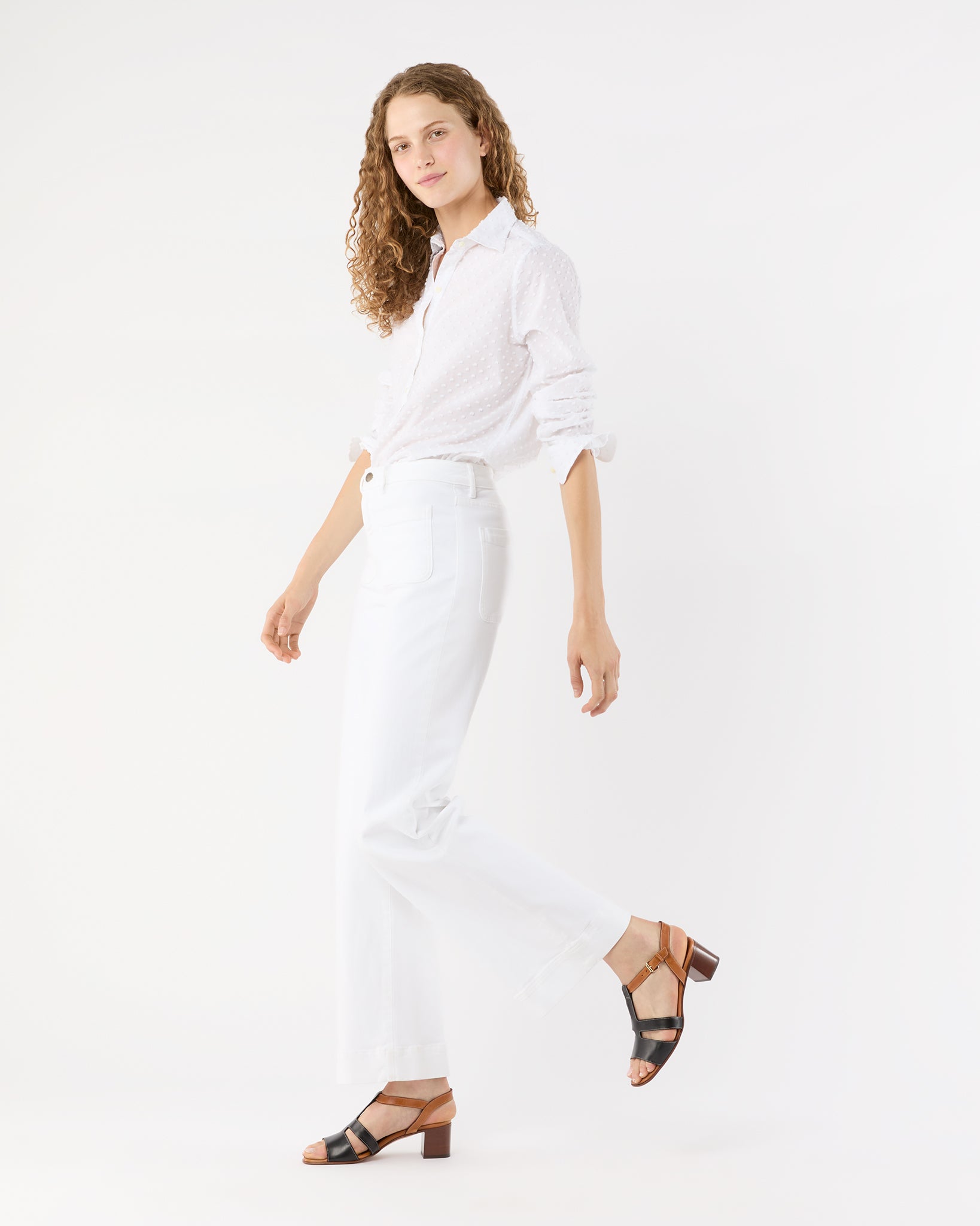Tomboy Popover Shirt in White Swiss Dot