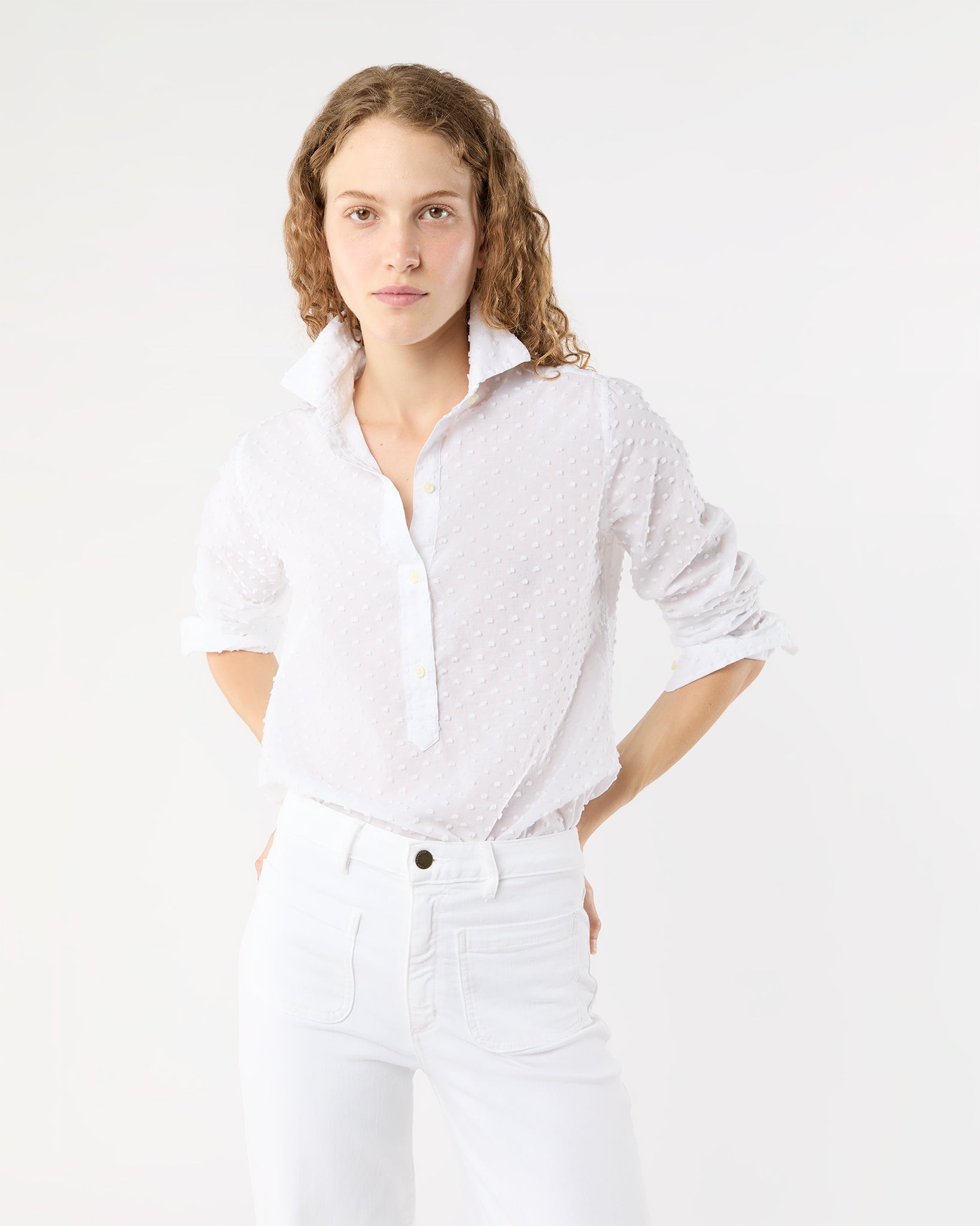 Tomboy Popover Shirt in White Swiss Dot