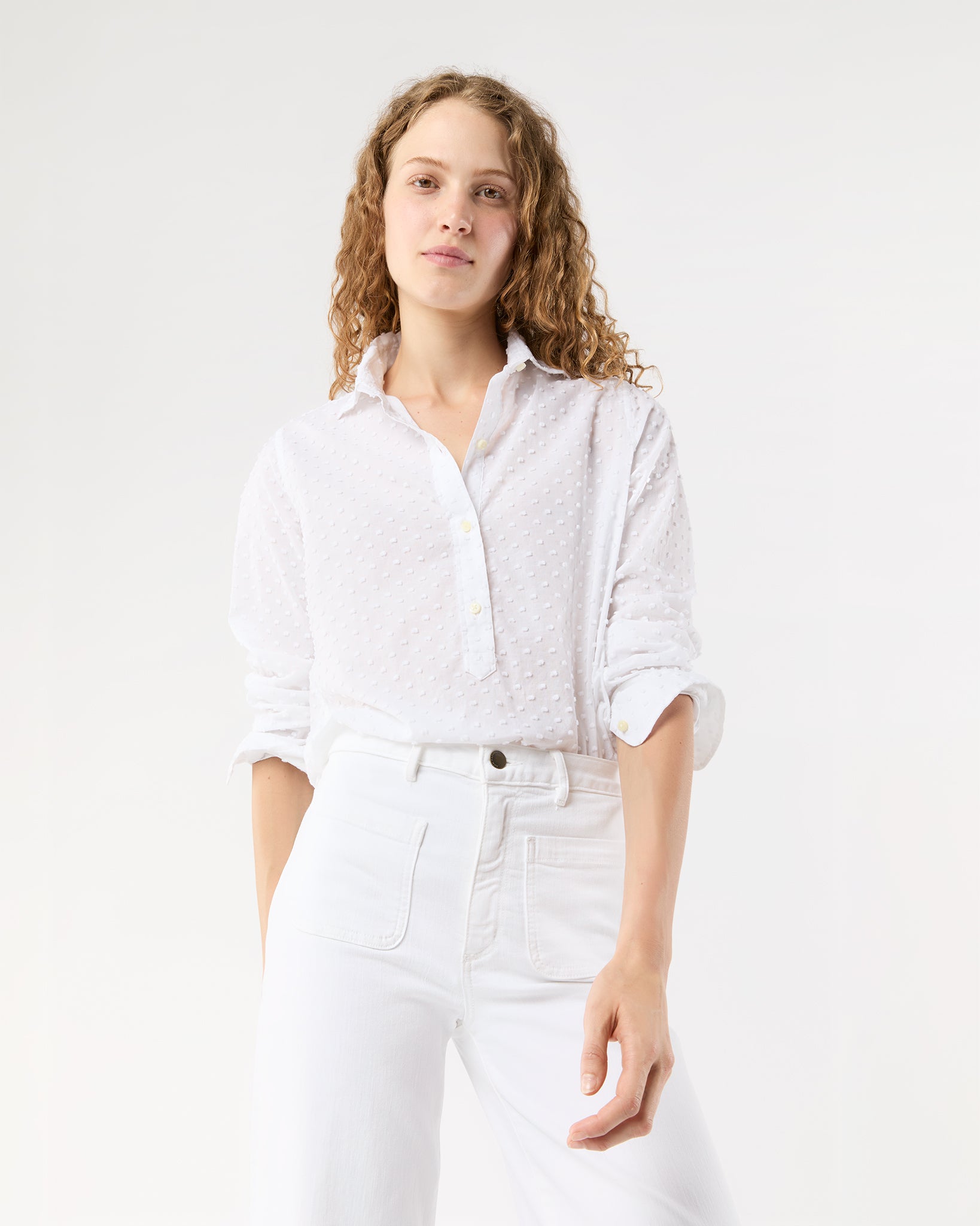 Tomboy Popover Shirt in White Swiss Dot