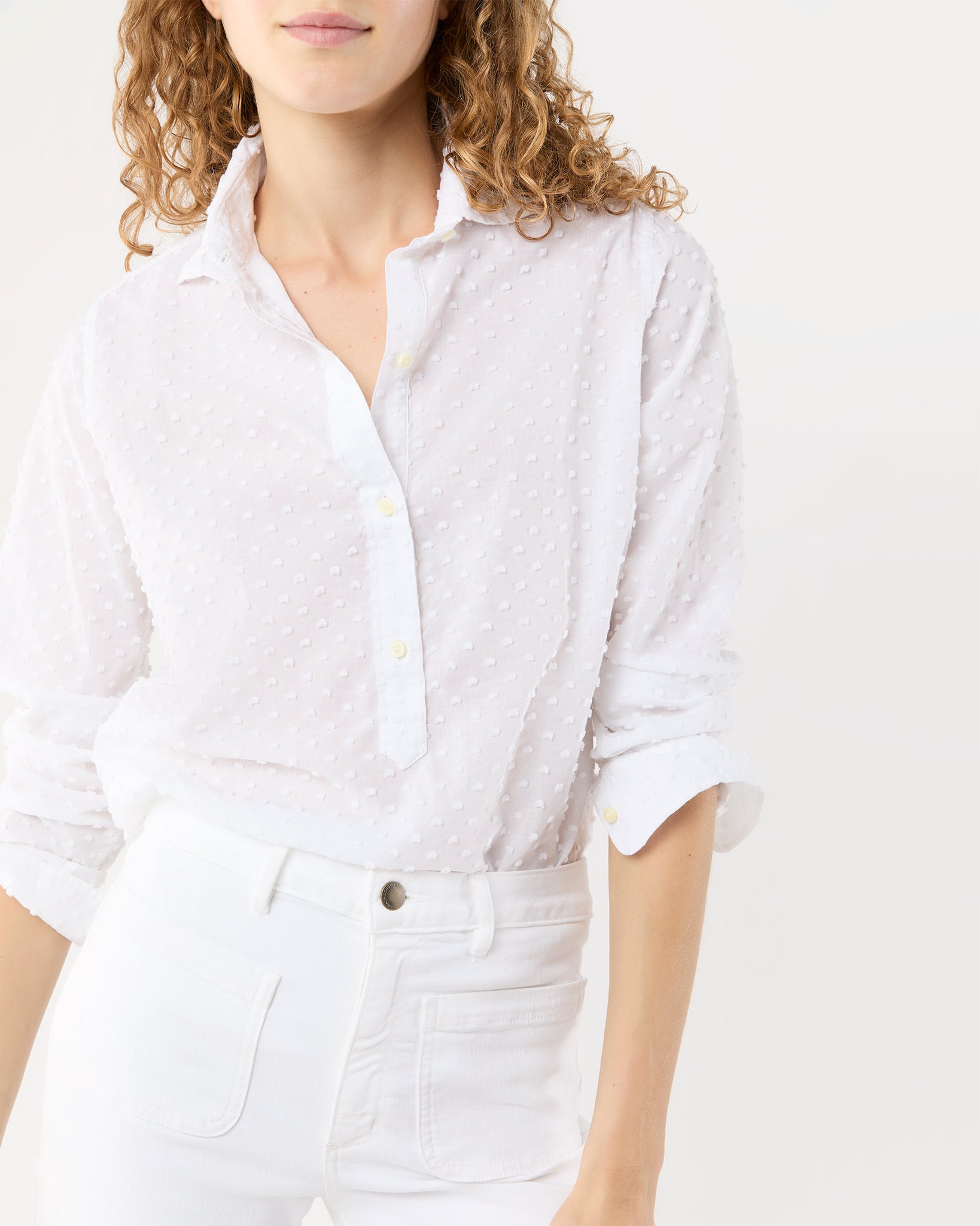 Tomboy Popover Shirt in White Swiss Dot