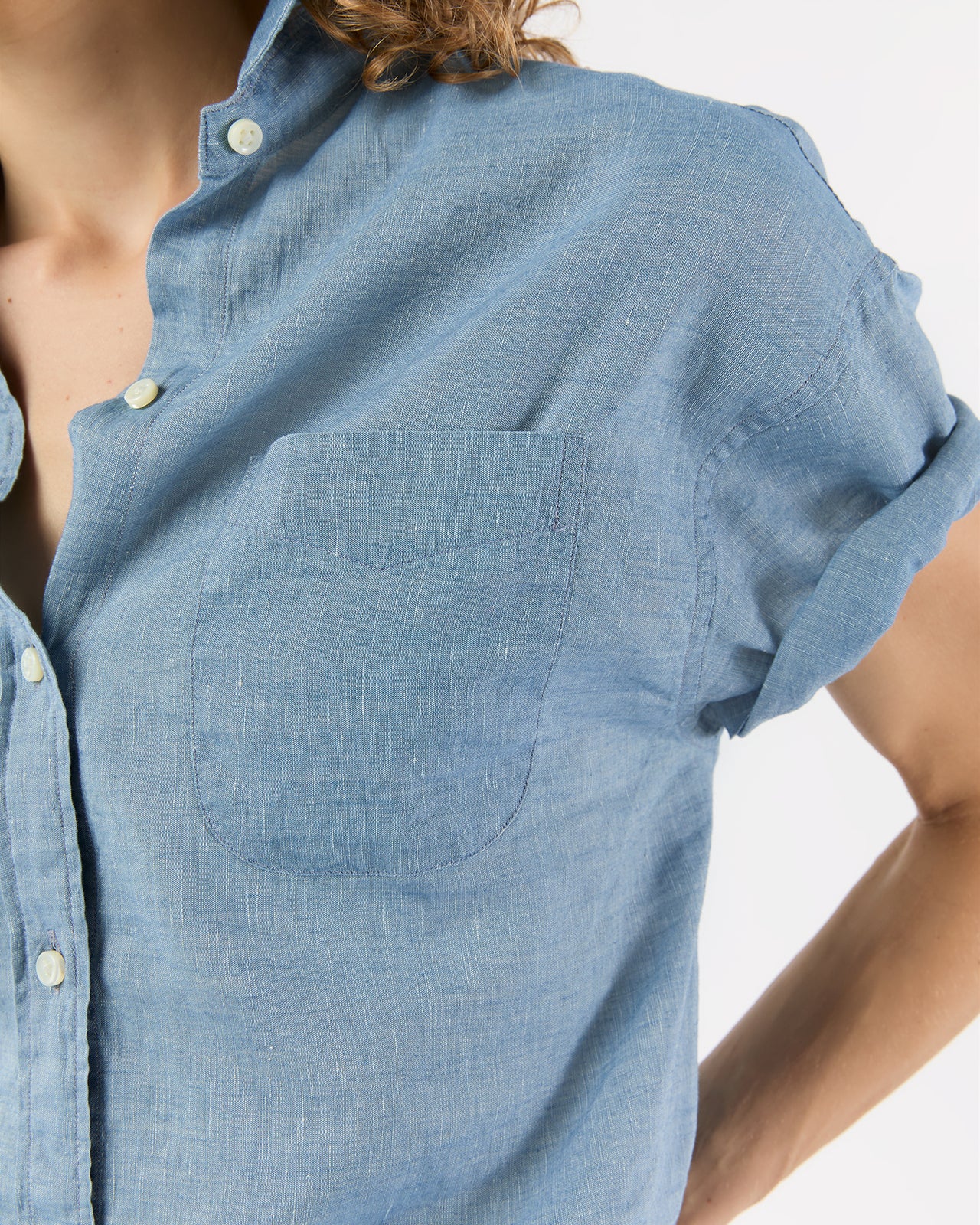 Agnes Shirt in Extra Light Washed Cotolino Chambray