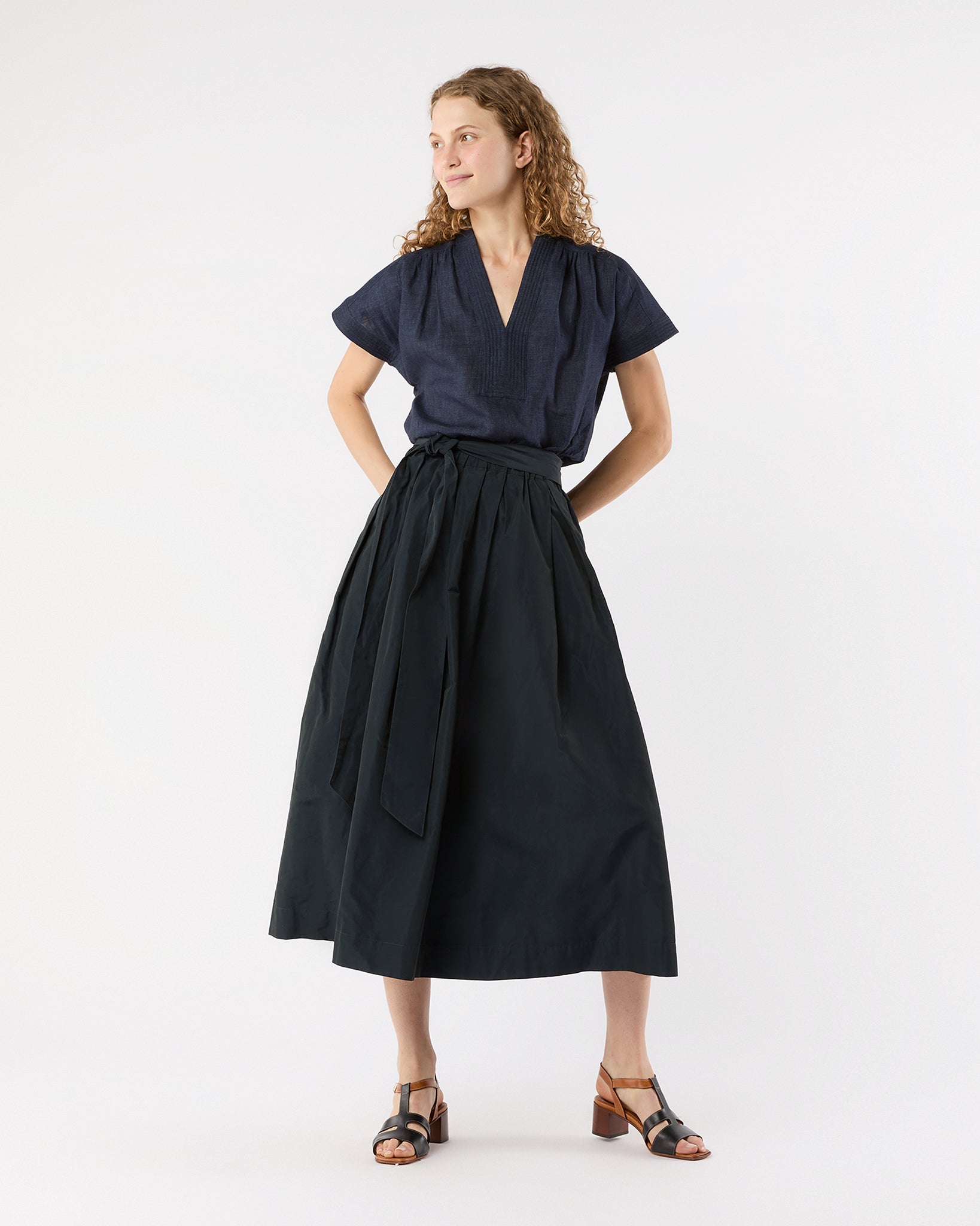 Libby Top in Navy Sahara Delave Linen