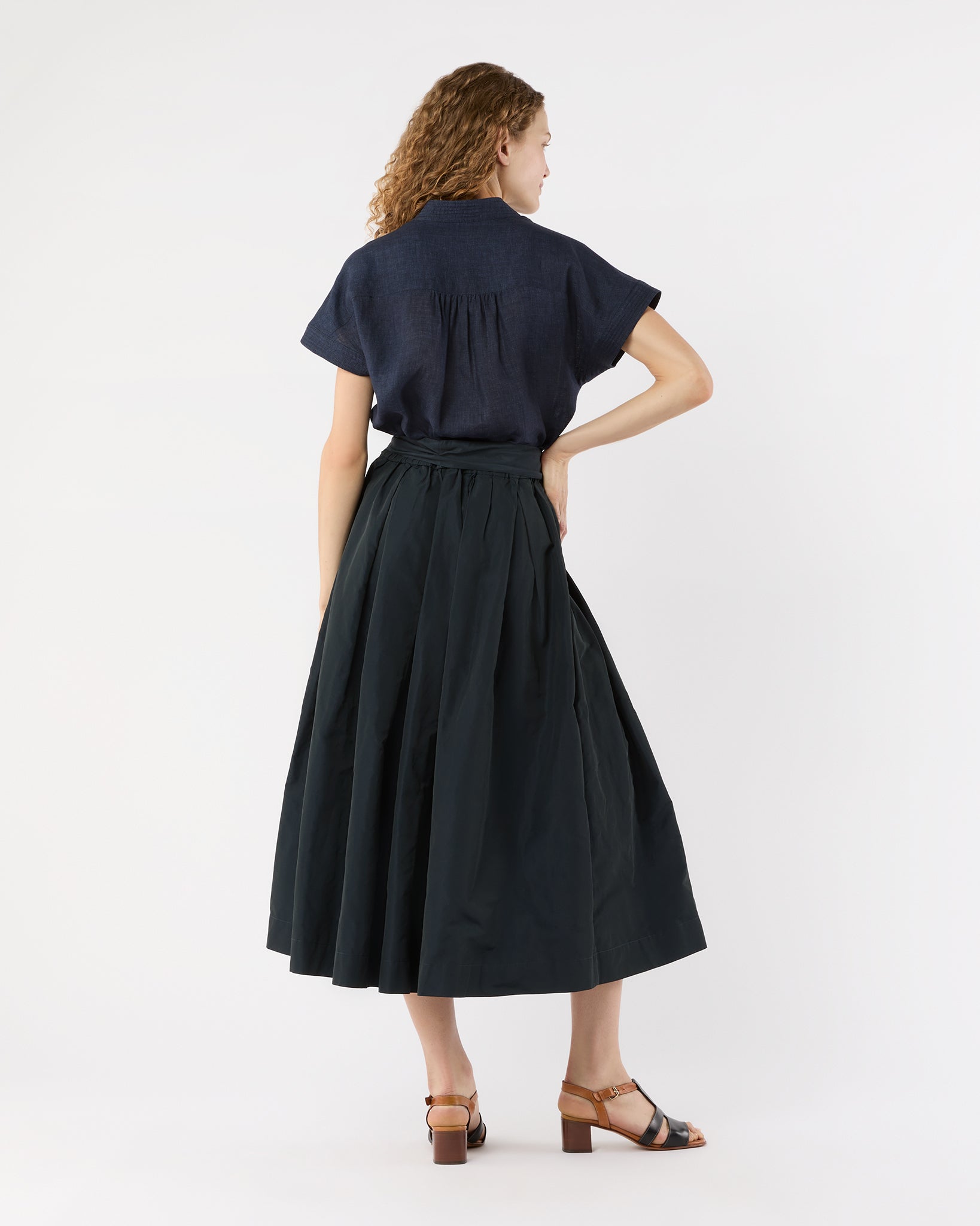 Libby Top in Navy Sahara Delave Linen