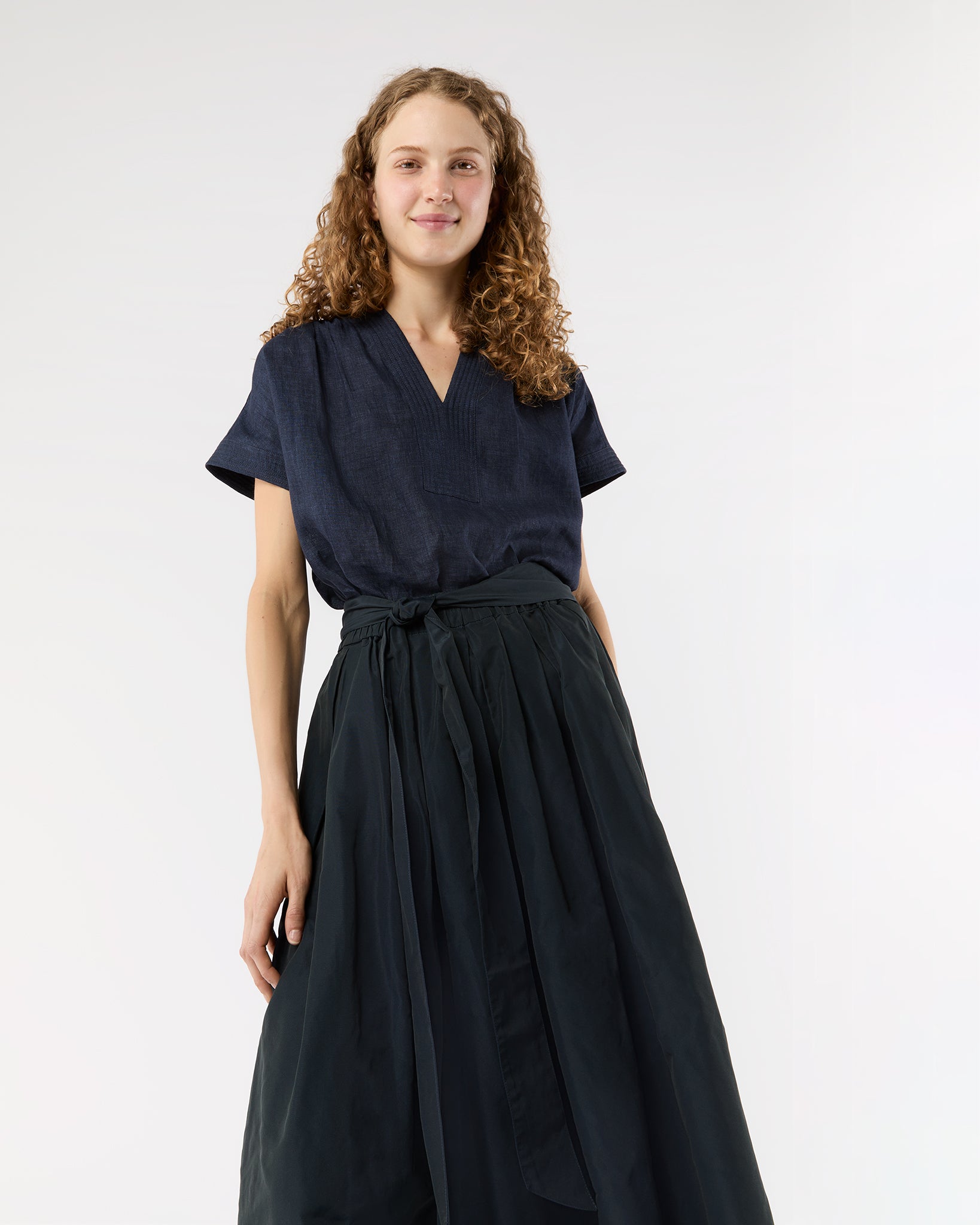Libby Top in Navy Sahara Delave Linen