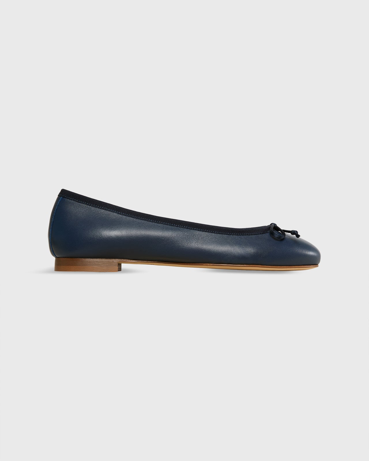 Ballet Flat in Navy Leather