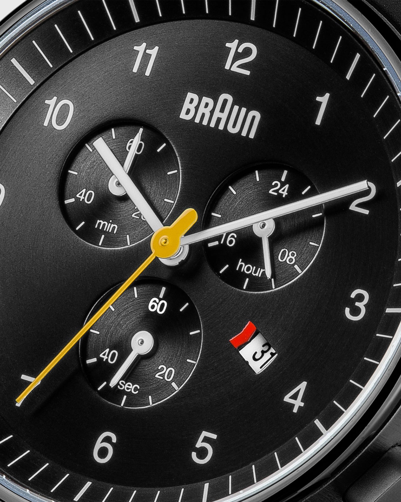 Chronograph Analog Watch in Black/Brown