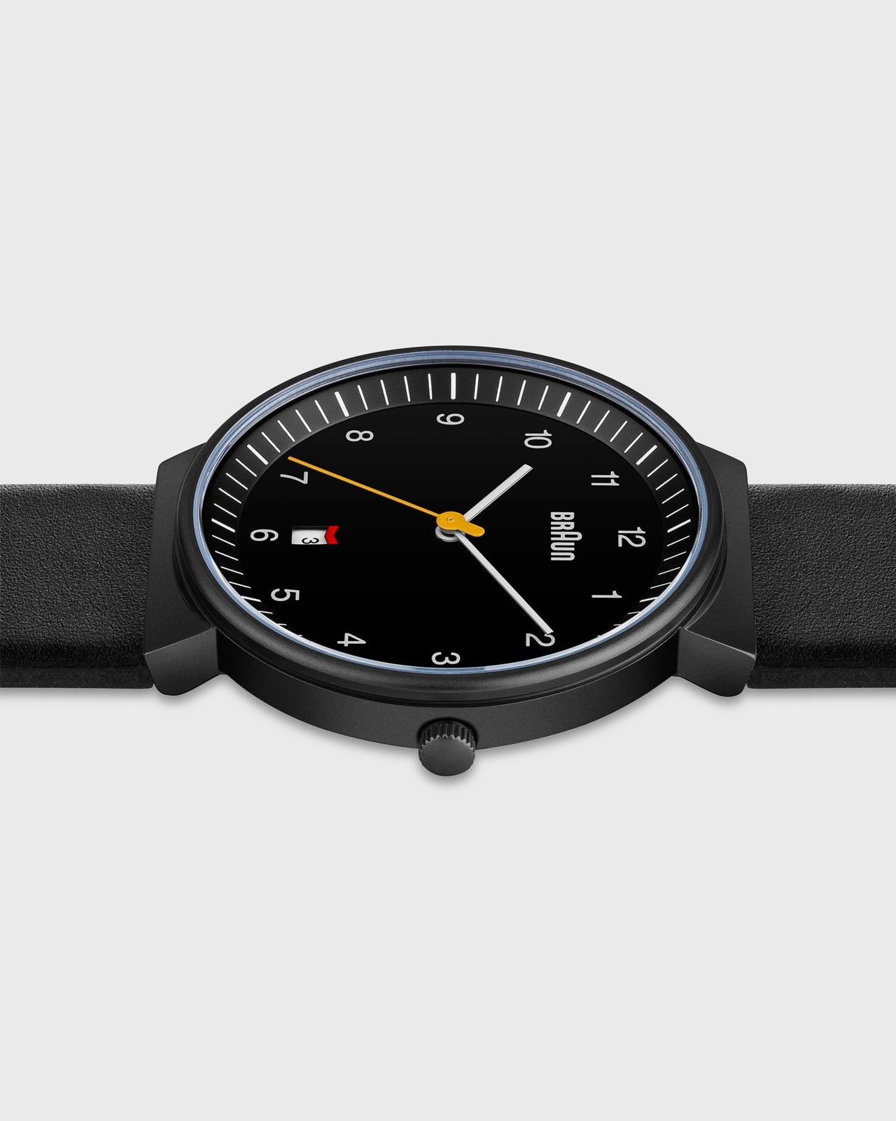 Analog Watch in Black/Black