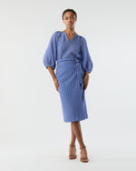 Load image into Gallery viewer, Victoria Blouse in Blue/White Knotted Striped Jacquard
