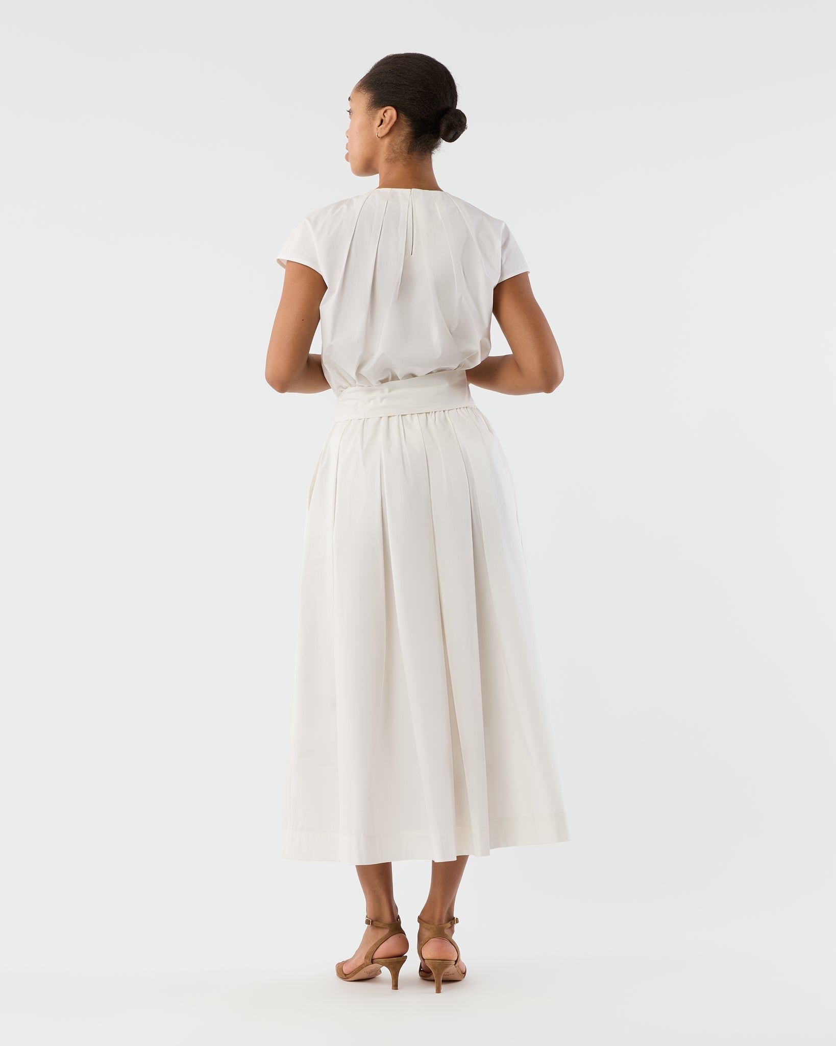 Carla Skirt in White Paperweight Stretch Poplin