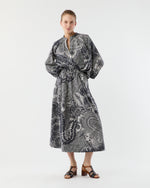 Load image into Gallery viewer, Sienna Top in Ink/Ivory Block Print Cotton Lawn
