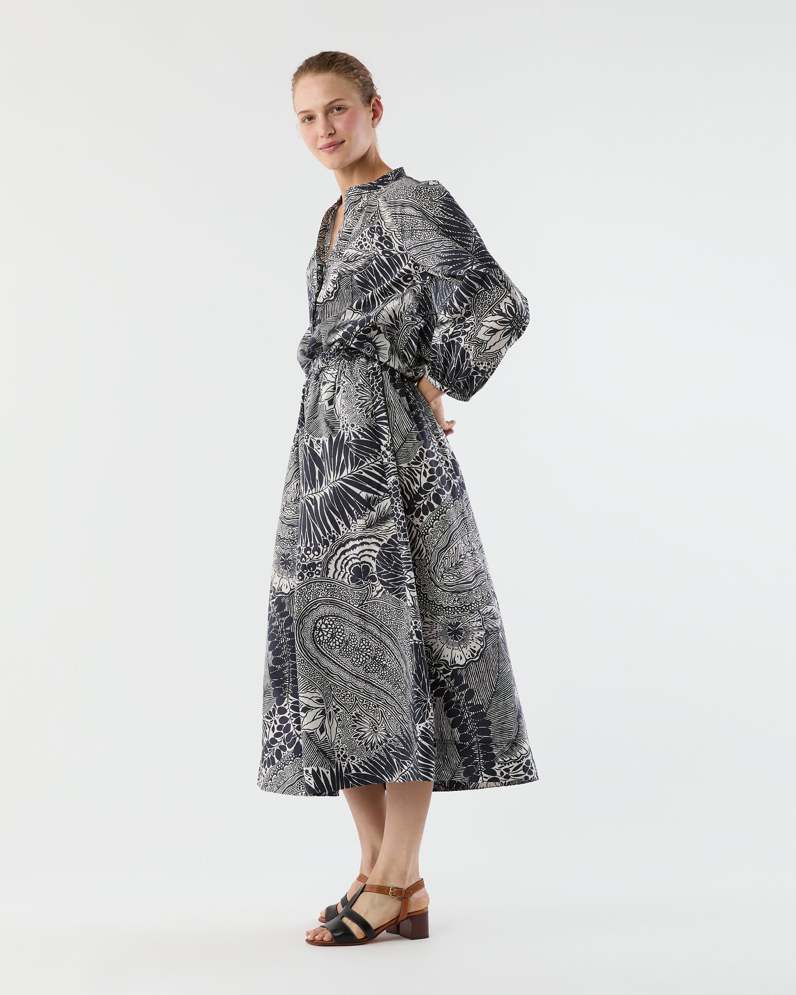 Sienna Top in Ink/Ivory Block Print Cotton Lawn