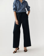 Load image into Gallery viewer, Pull-On Pant in Navy
