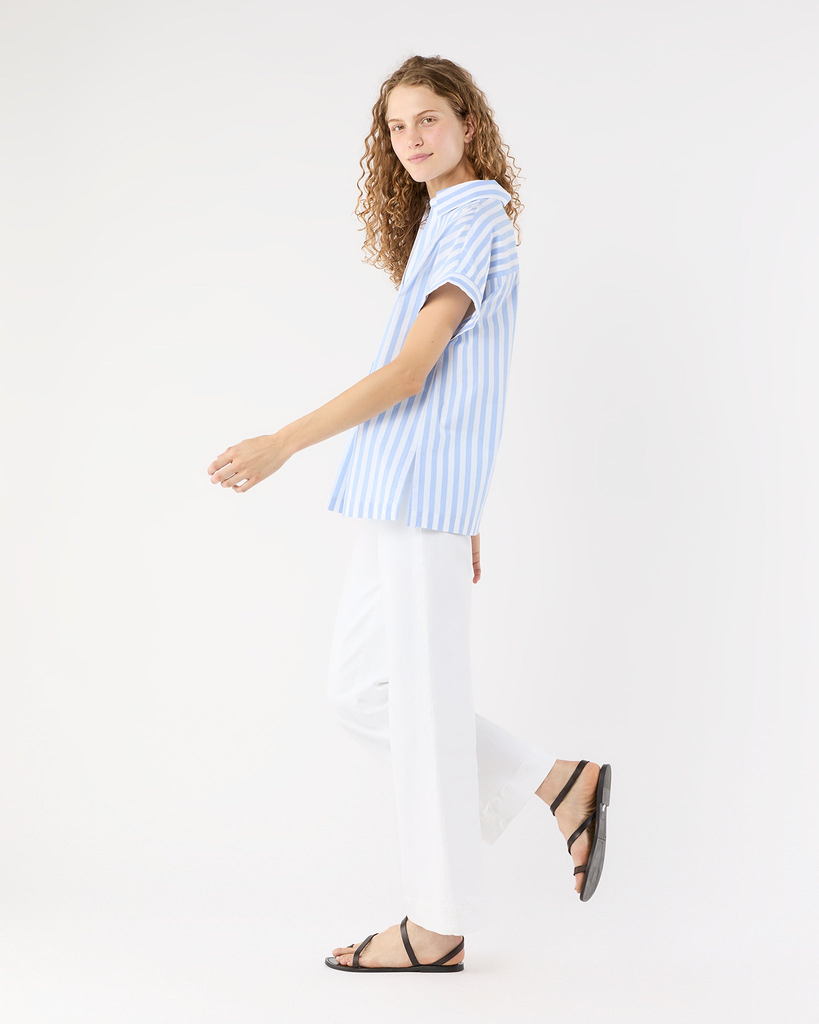 Popover Short-Sleeved Shirt in Light Blue Stripe
