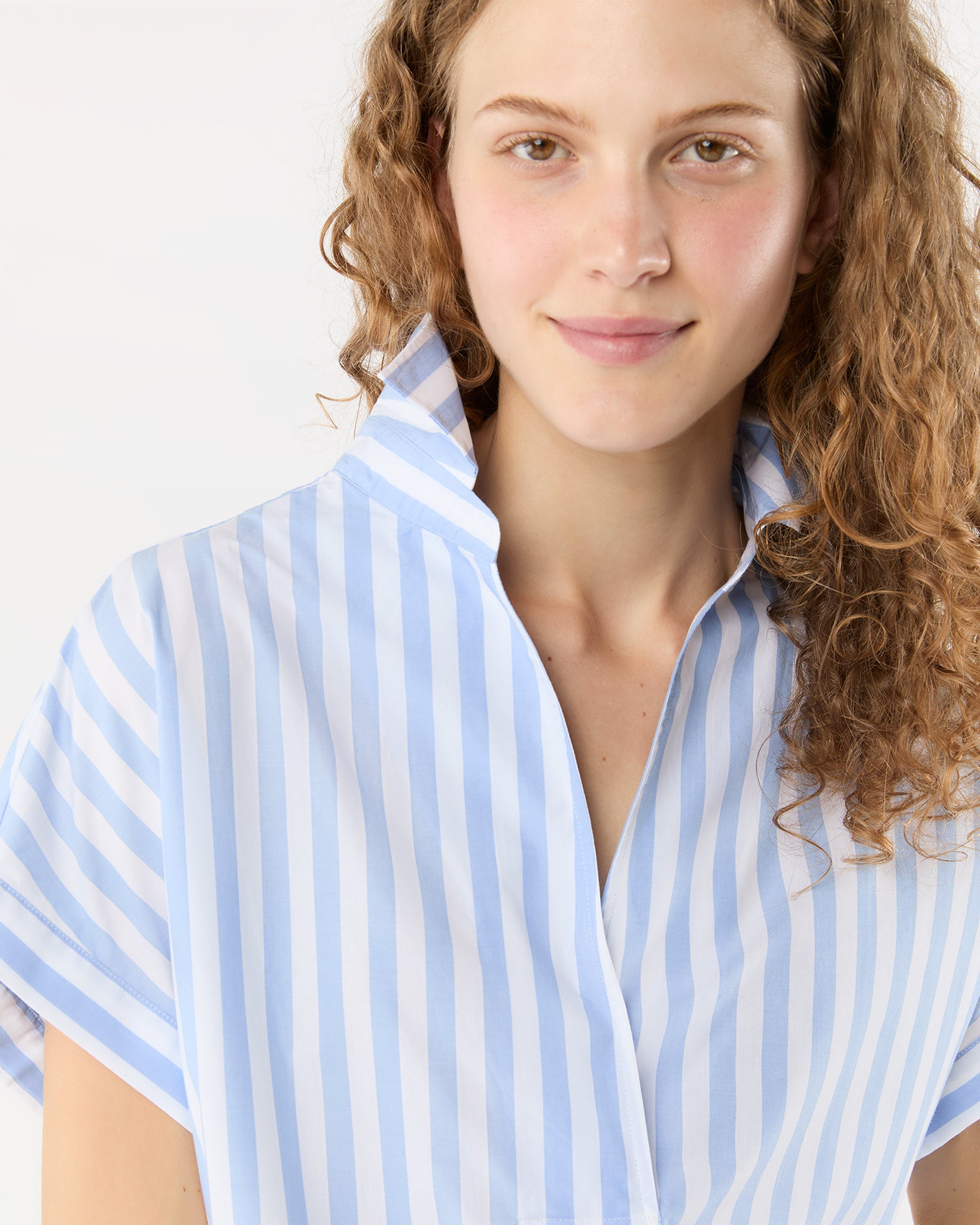 Popover Short-Sleeved Shirt in Light Blue Stripe