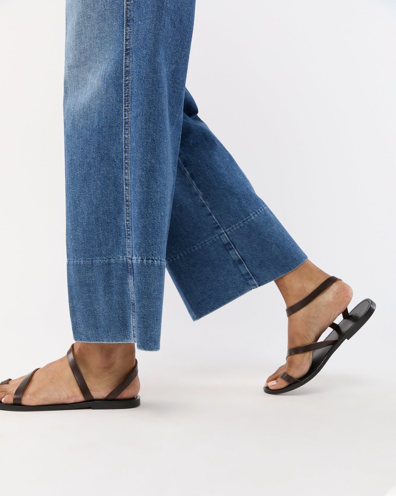 The Maven Wide Hem Ankle Jean in Rags to Riches