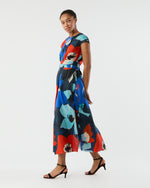 Load image into Gallery viewer, Scarlett Dress in Blue/Red Large Floral Printed Linen
