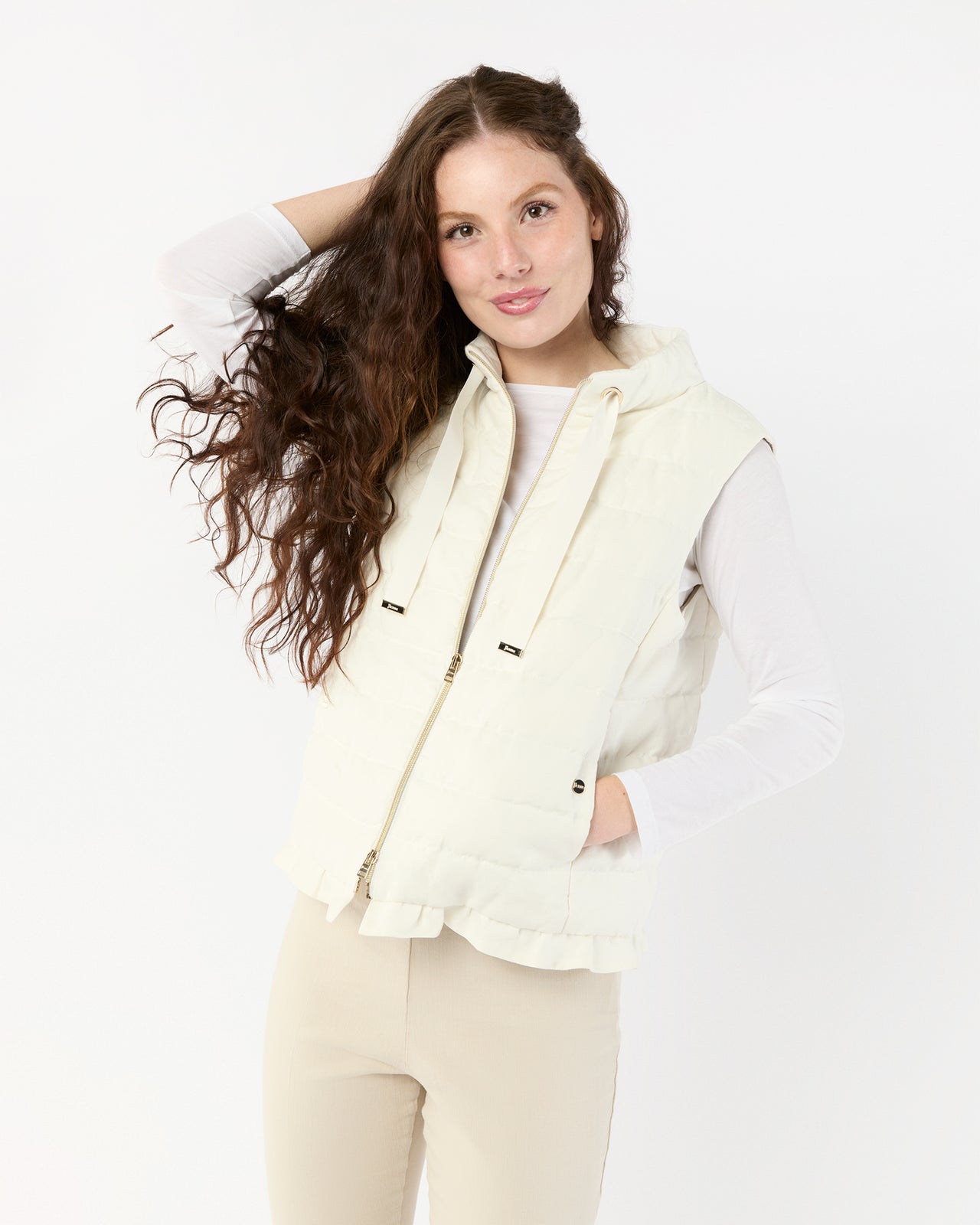 Linen Quilted Vest in White