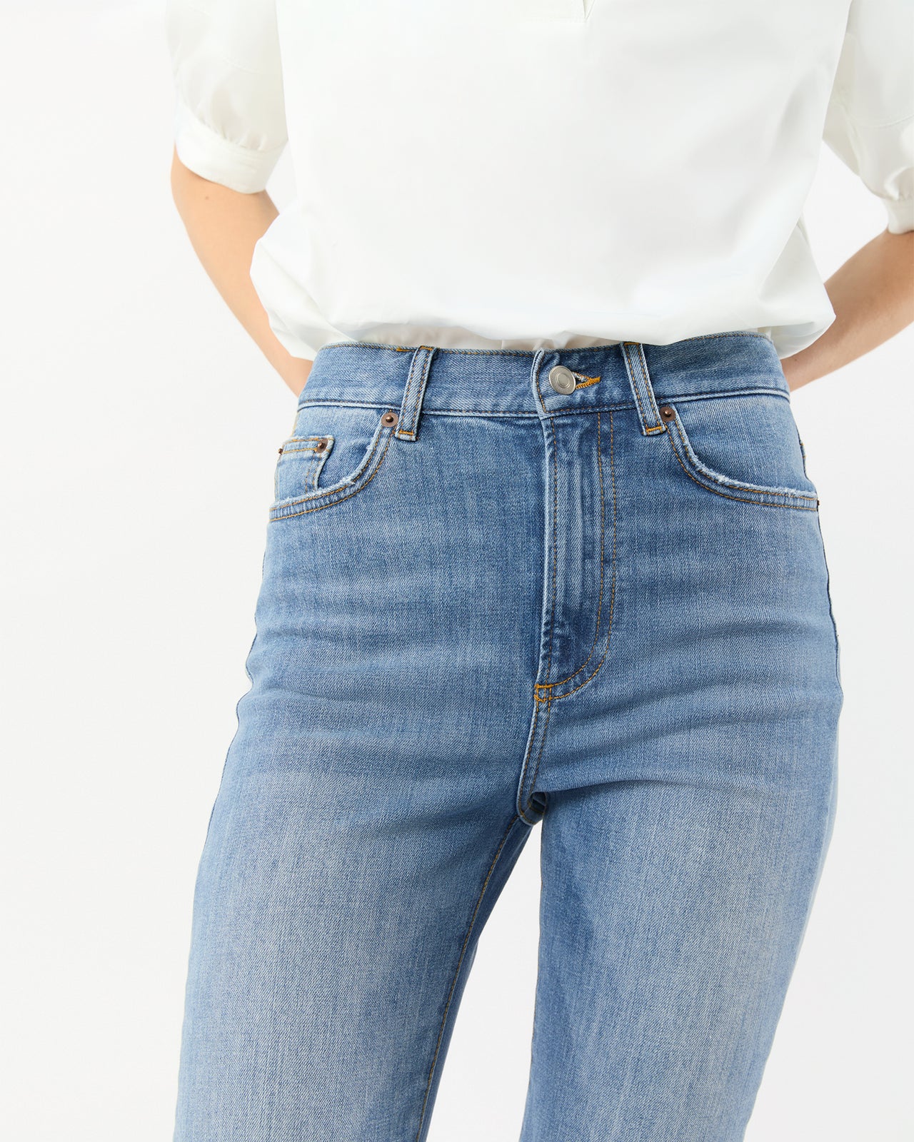 Eiffel Jean in Light Classic Vintage