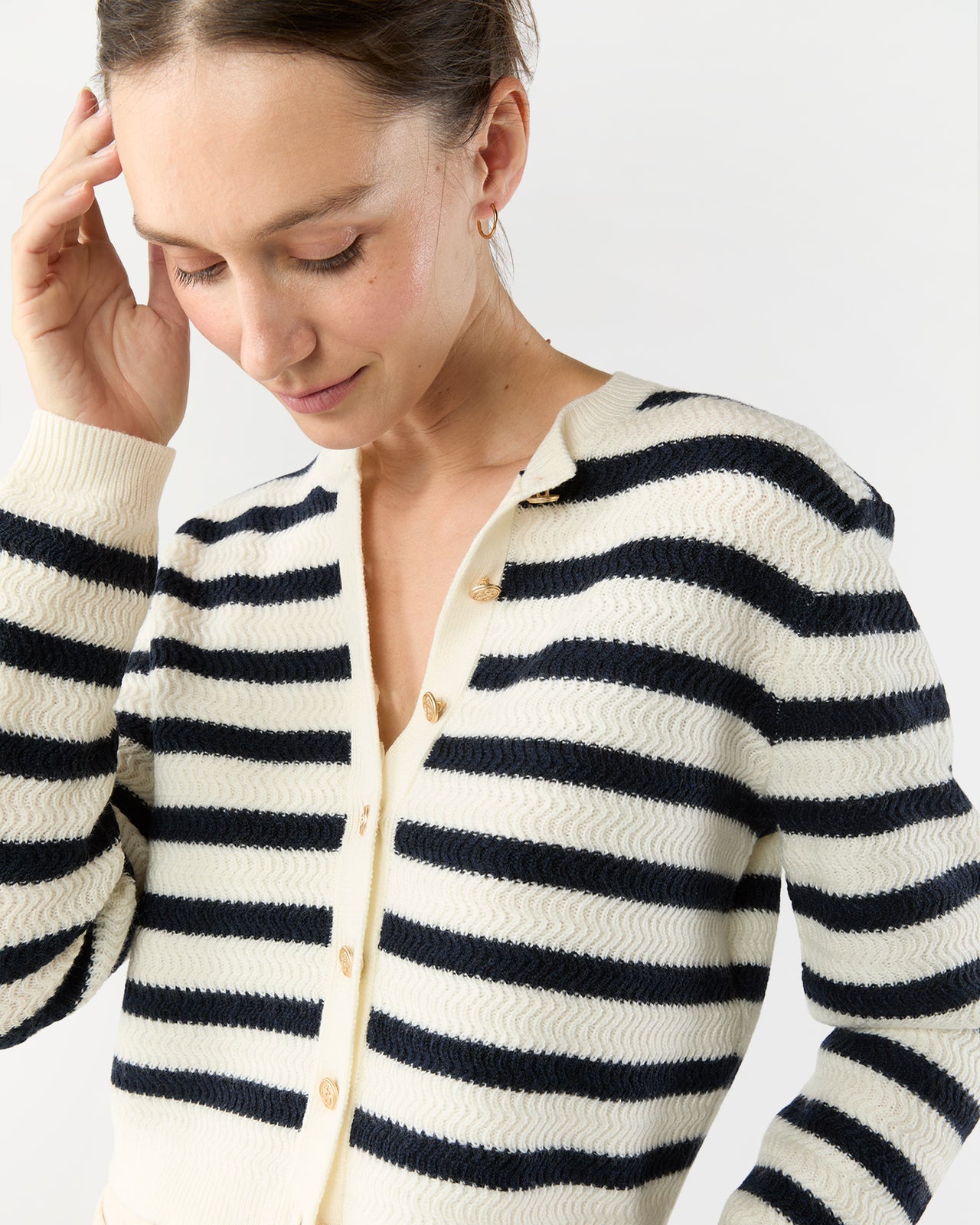 Manon Cardigan in Ecru/Dark Navy