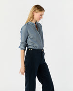 Load image into Gallery viewer, Alden Shirt in Indigo Cotolino Chambray
