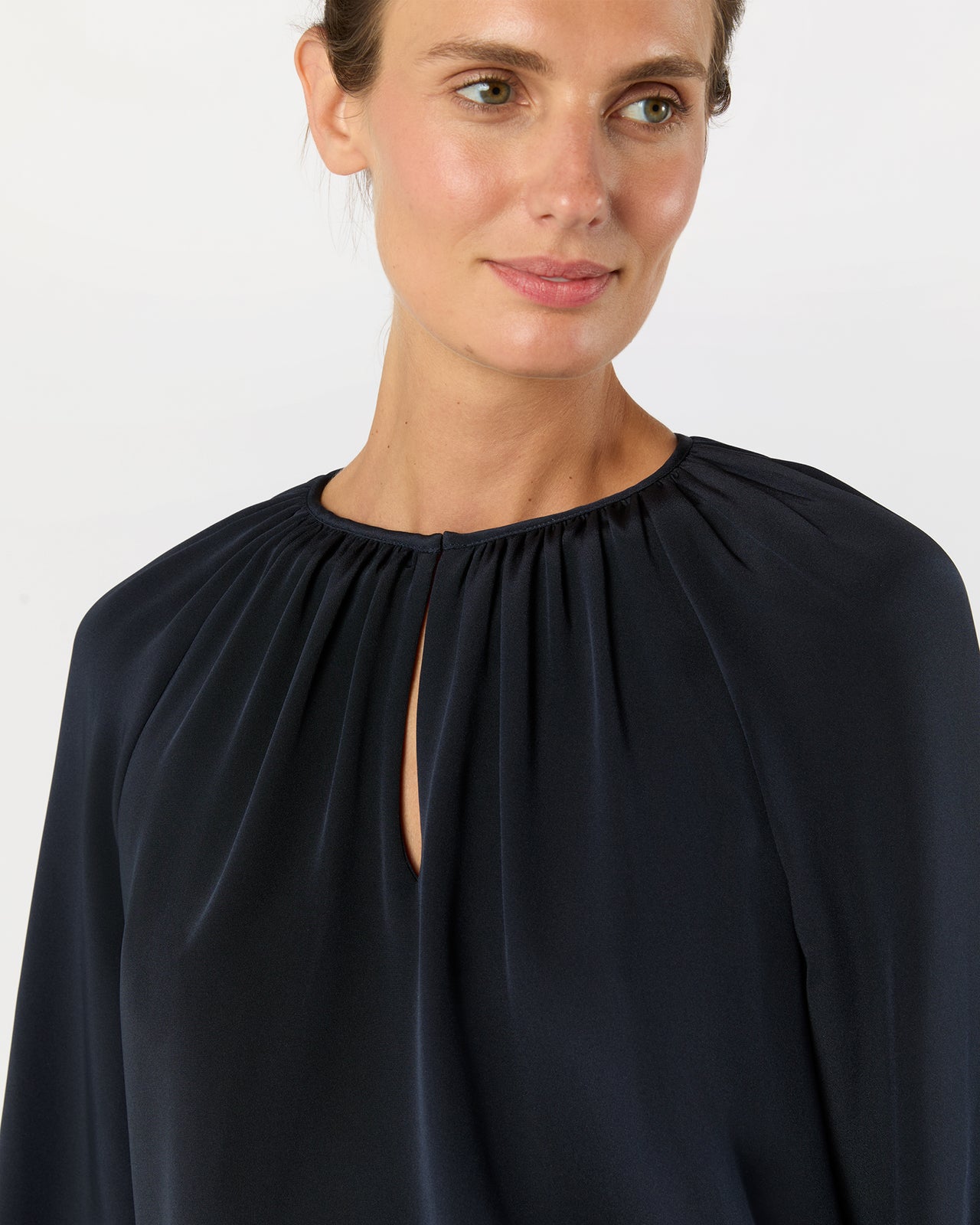 Ariana Blouse in Navy Silk Crepe de Chine