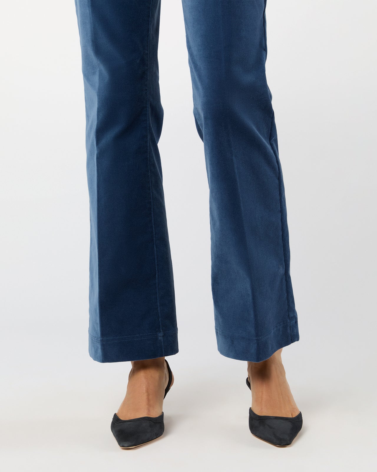 Kendall Flare 5-Pocket Jean in Dutch Blue Stretch Velveteen