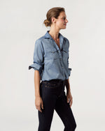Load image into Gallery viewer, Western Shirt in Indigo Cotolino Chambray
