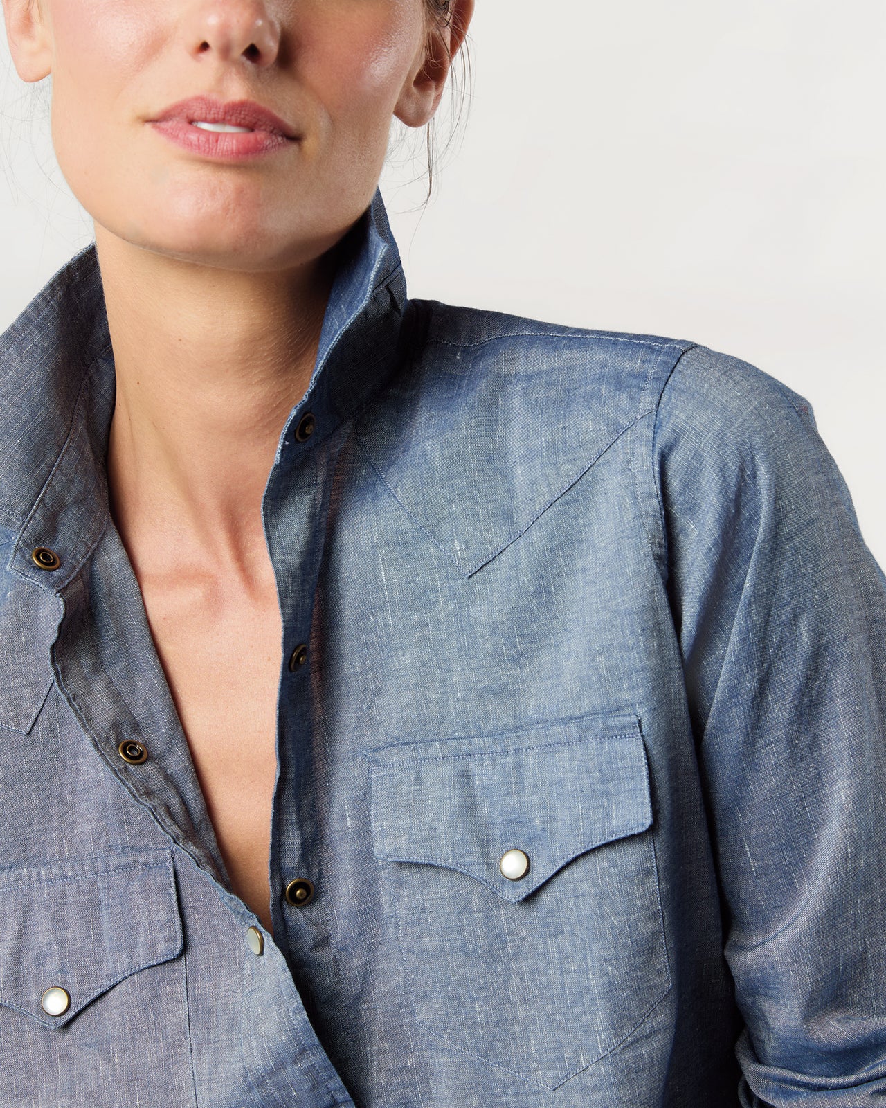Western Shirt in Indigo Cotolino Chambray
