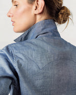 Load image into Gallery viewer, Western Shirt in Indigo Cotolino Chambray
