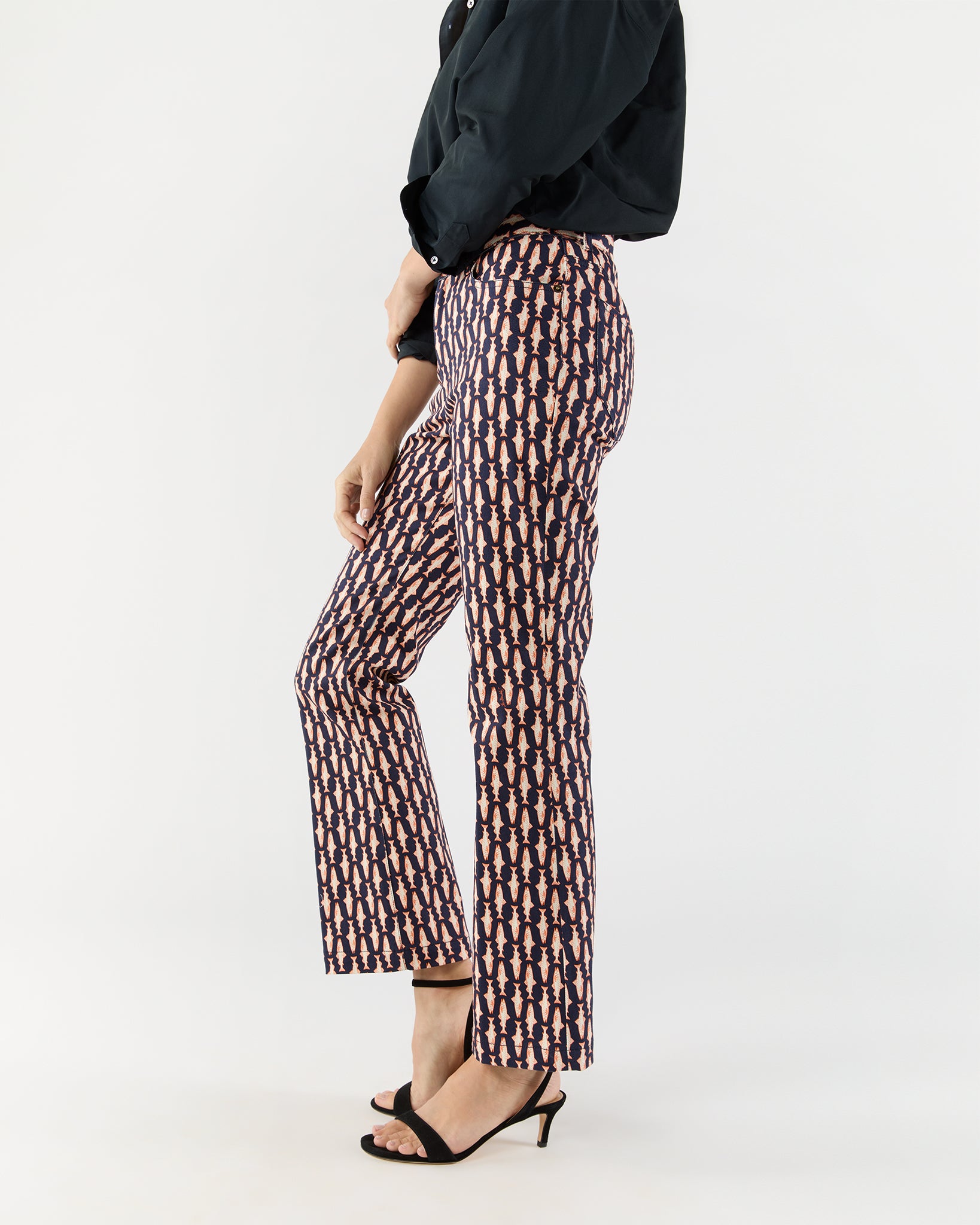 The Cropped Flare Jean in Pesciolini