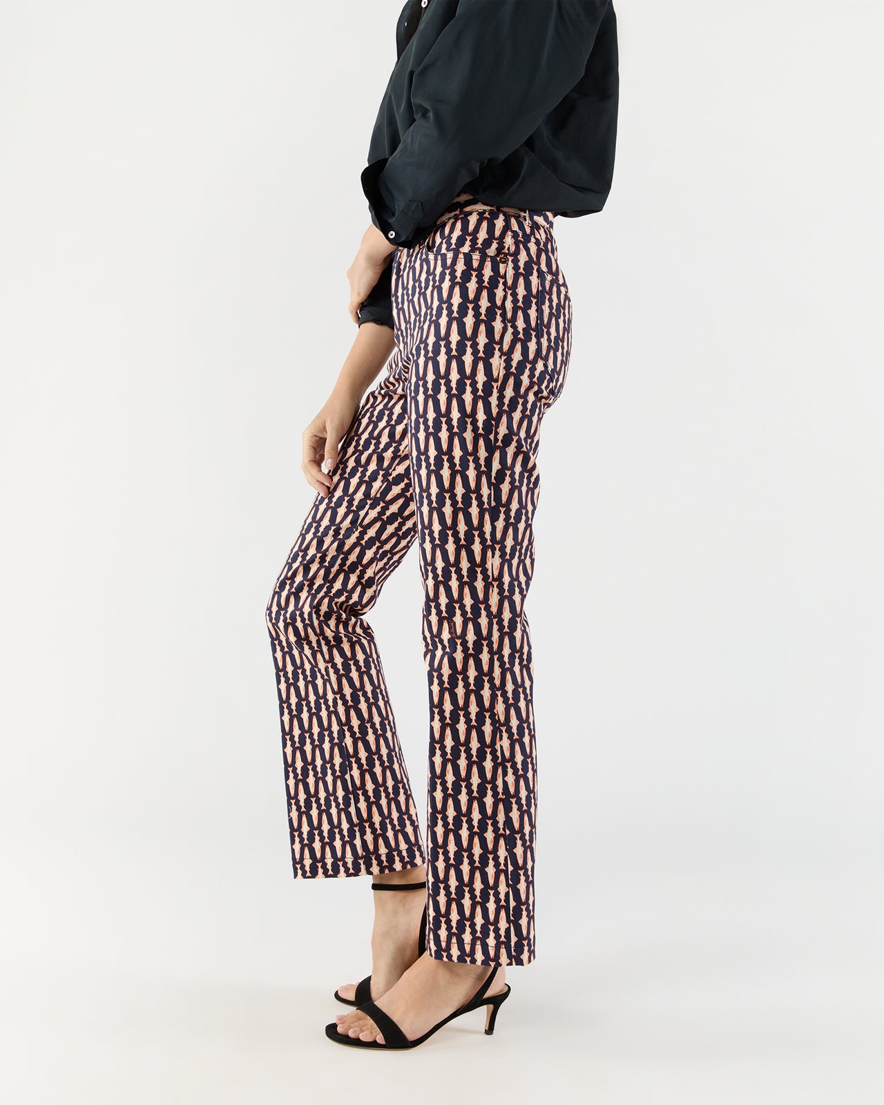 The Cropped Flare Jean in Pesciolini