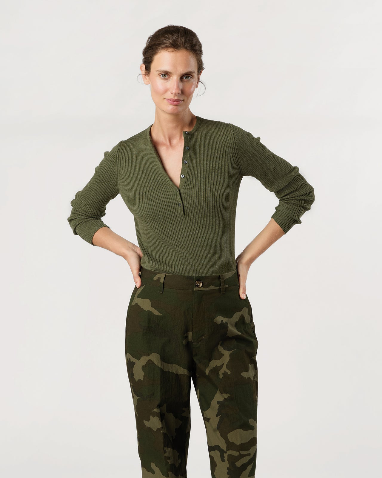 Long-Sleeved Nia Ribbed Henley in Covert Green Cotton/Silk