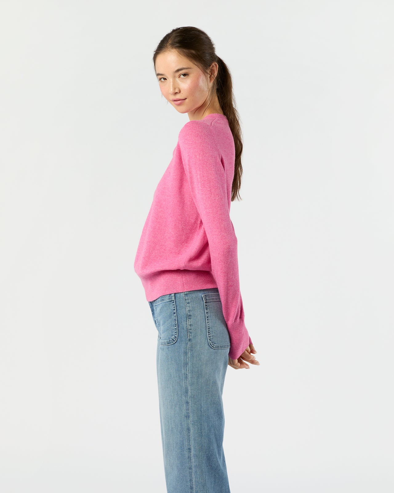 Kit Crewneck Sweater in Heather Raspberry Cashmere