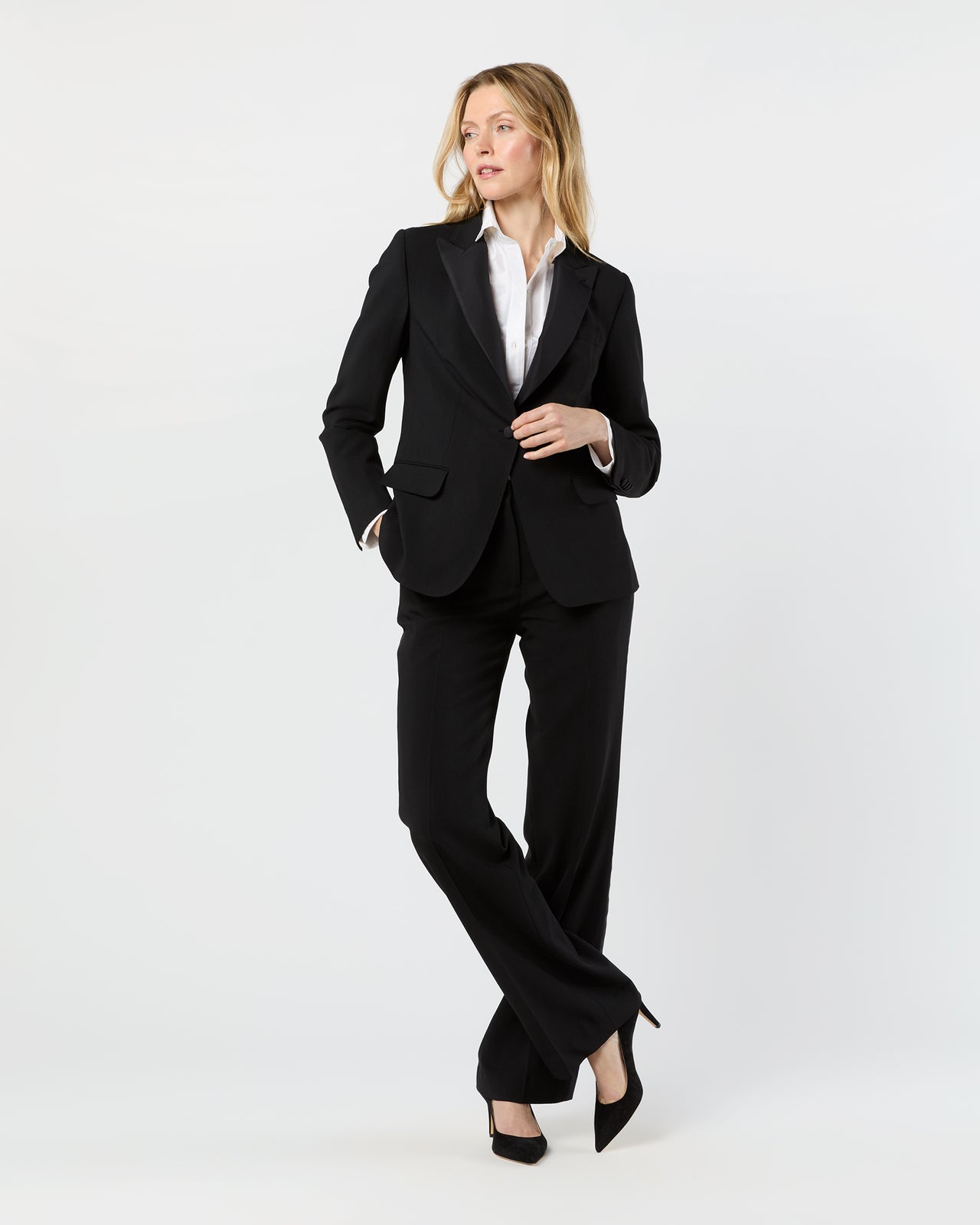 Tuxedo Jacket in Black Wool Barathea