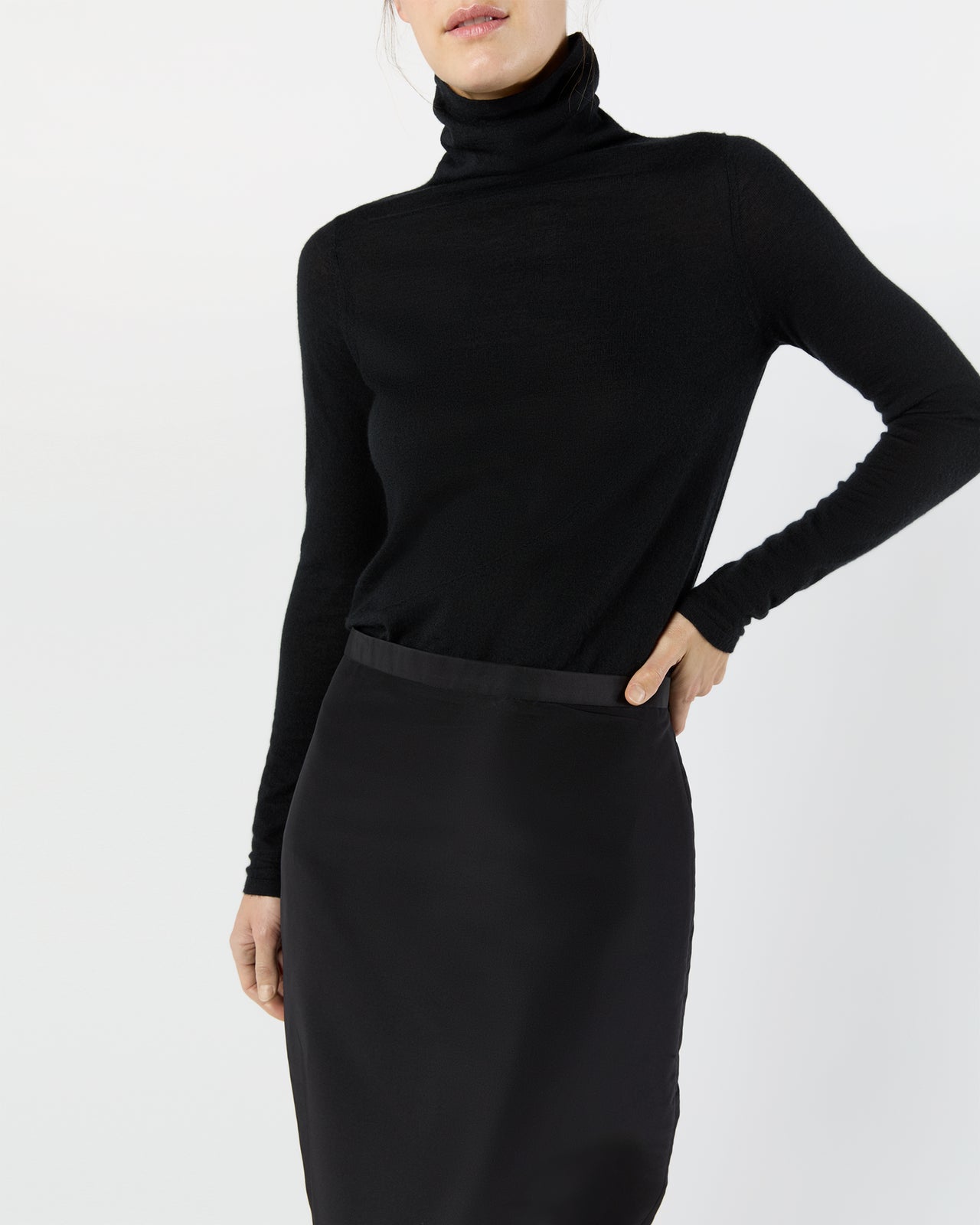 Long Pencil Skirt in Black Silk Faille