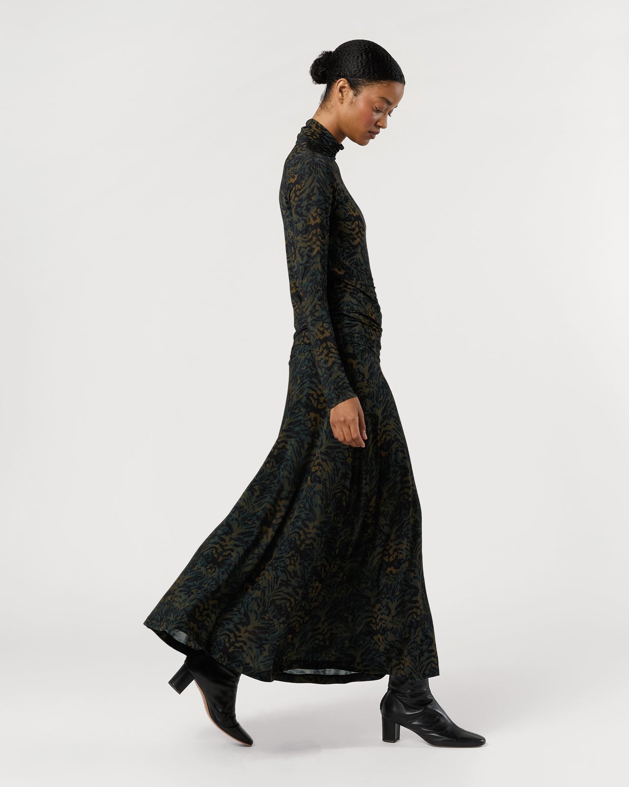 Paola Jersey High Waist Midi Skirt in Desert Jasper