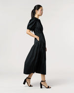Load image into Gallery viewer, Othella Short Sleeve Midi Dress in Noir
