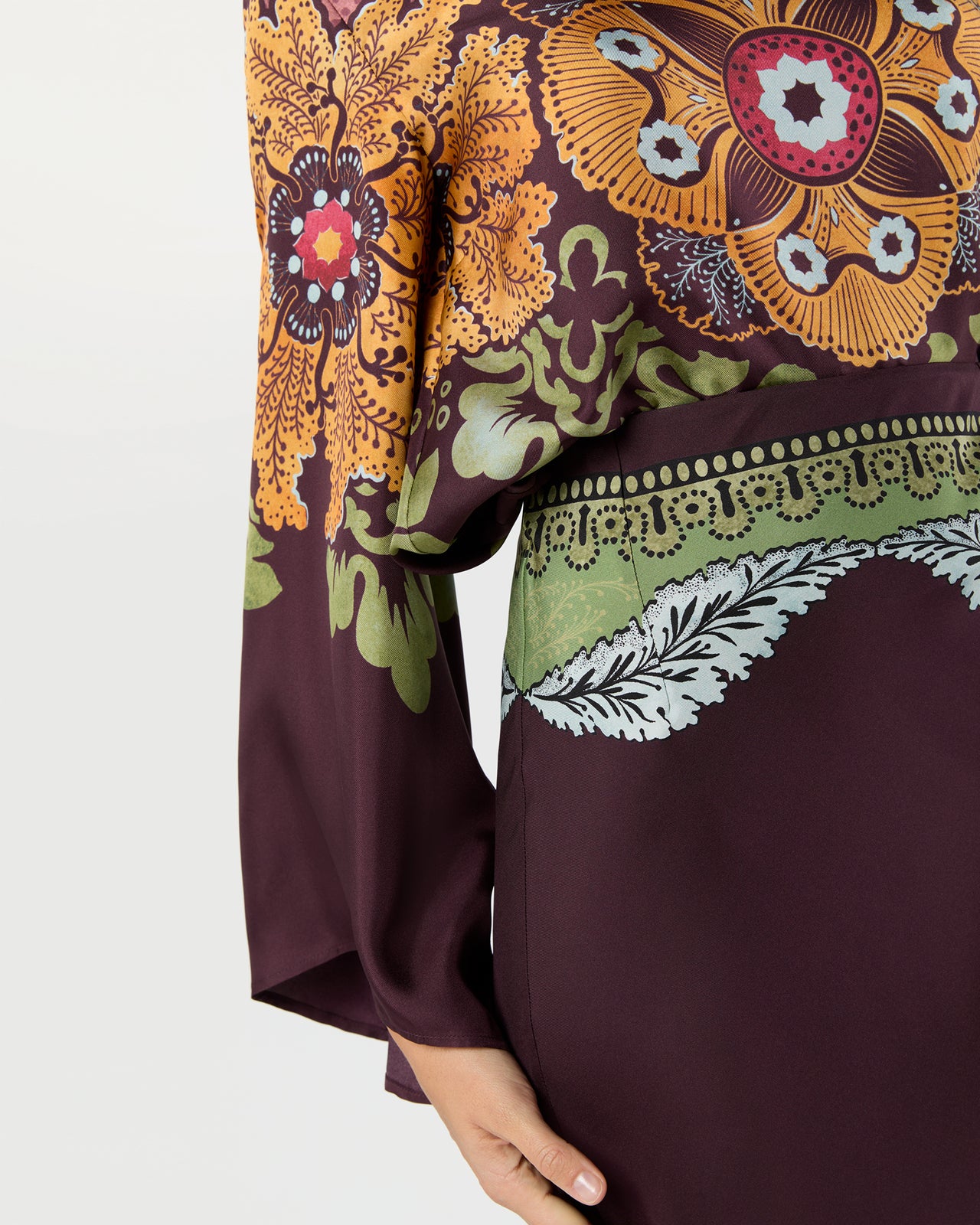 Sleek Skirt in Burgundy Bounty Silk