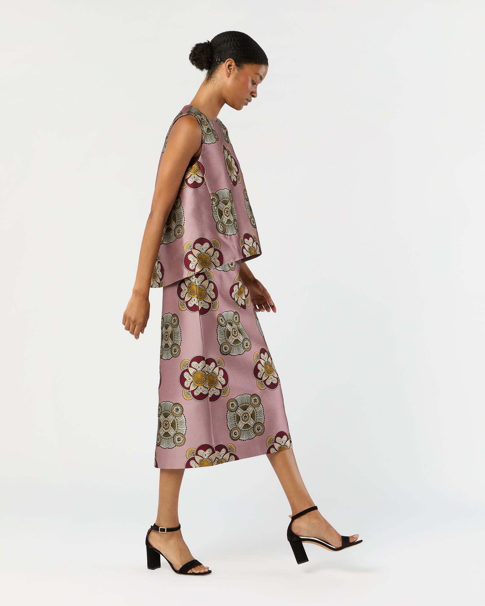 Pencil Skirt in Dusty Pink Nucleus Jacquard