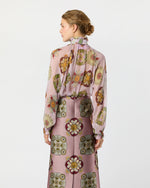 Load image into Gallery viewer, Cerere Blouse in Dusty Pink Nucleus Silk Creponne

