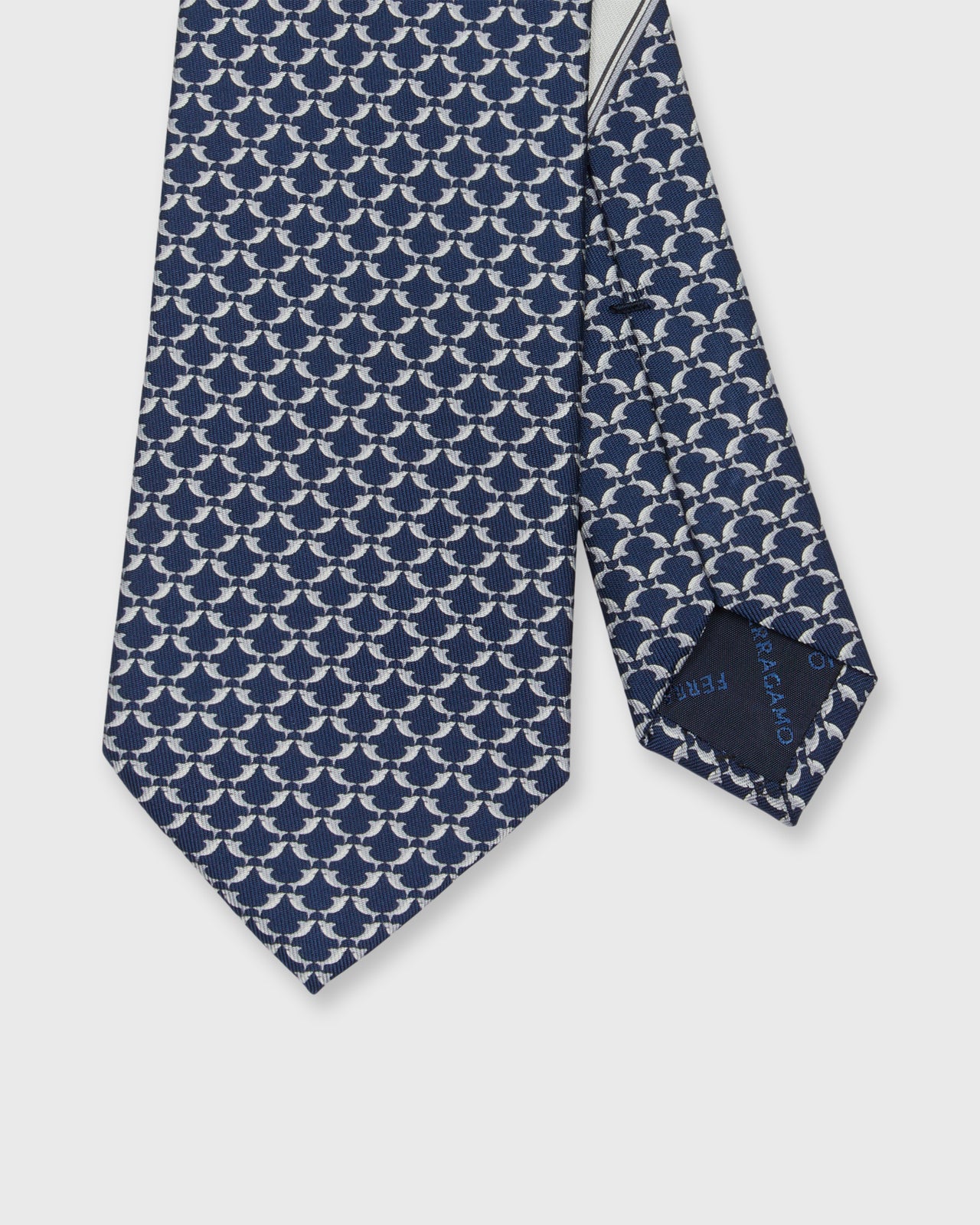 Silk Print Tie in Dark Blue Shark
