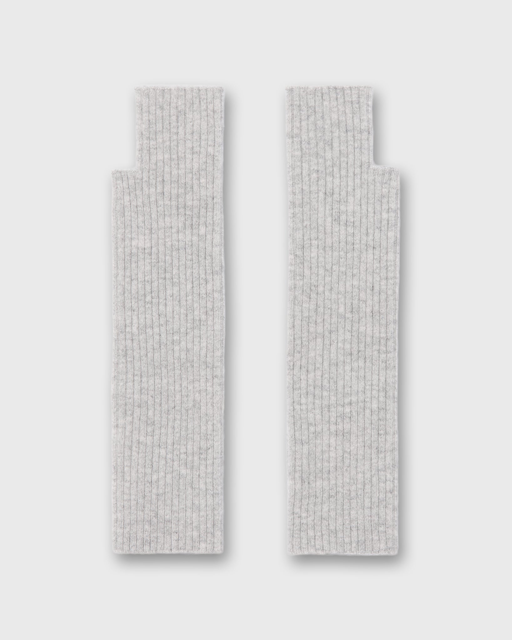 Cashmere Wristwarmer in Pale Heather Grey