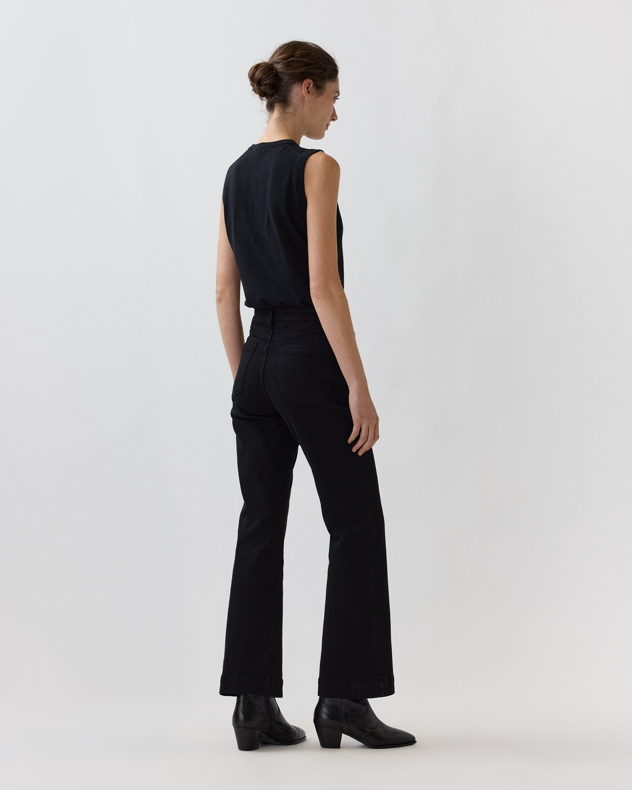 Kendall Flare 5-Pocket Jean in Black Stretch Denim