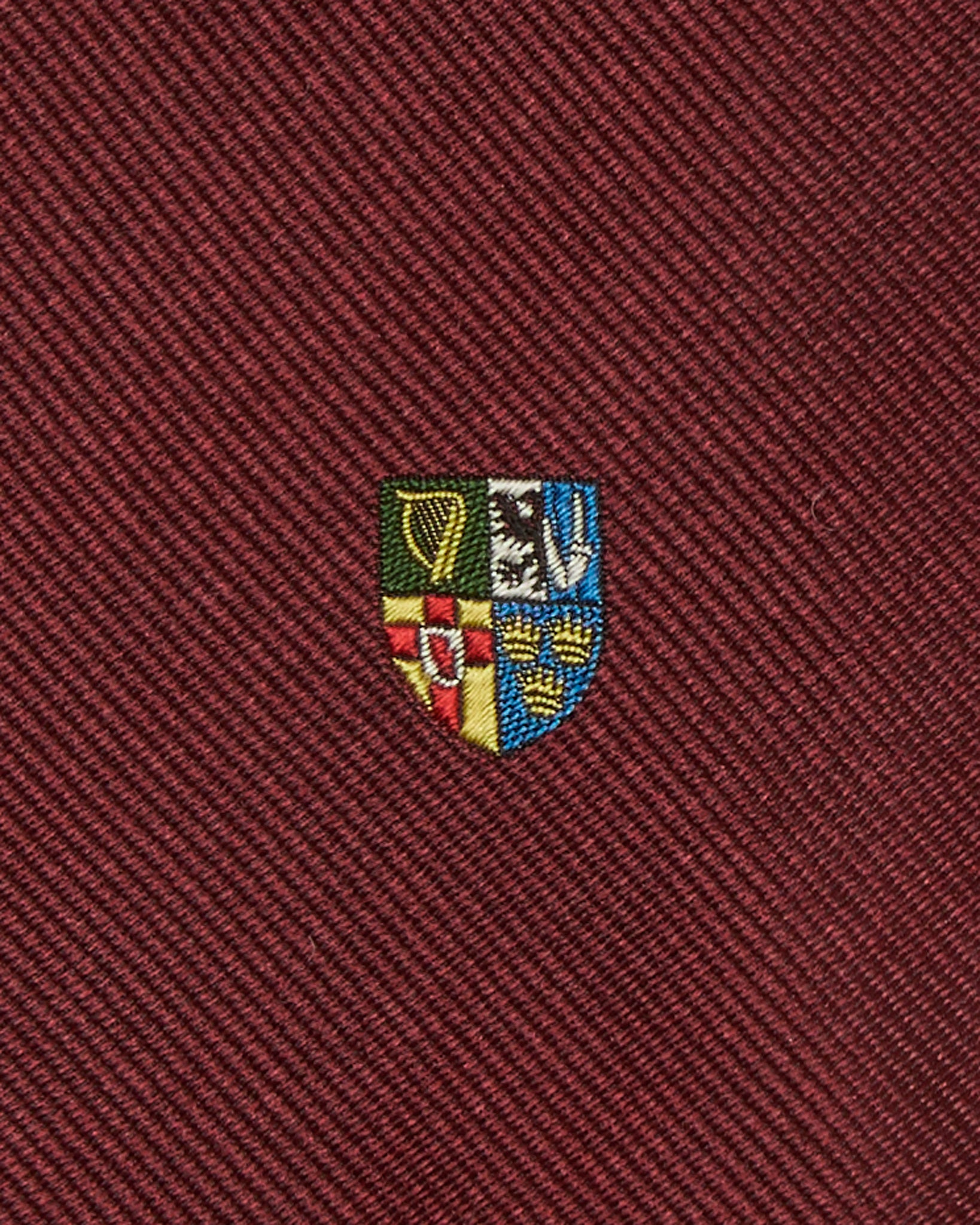 Silk Club Tie in Burgundy/Gold Crest