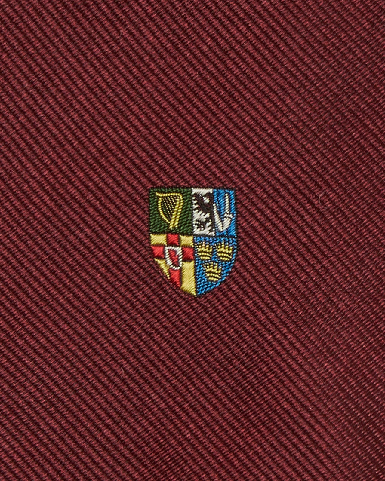 Silk Club Tie in Burgundy/Gold Crest