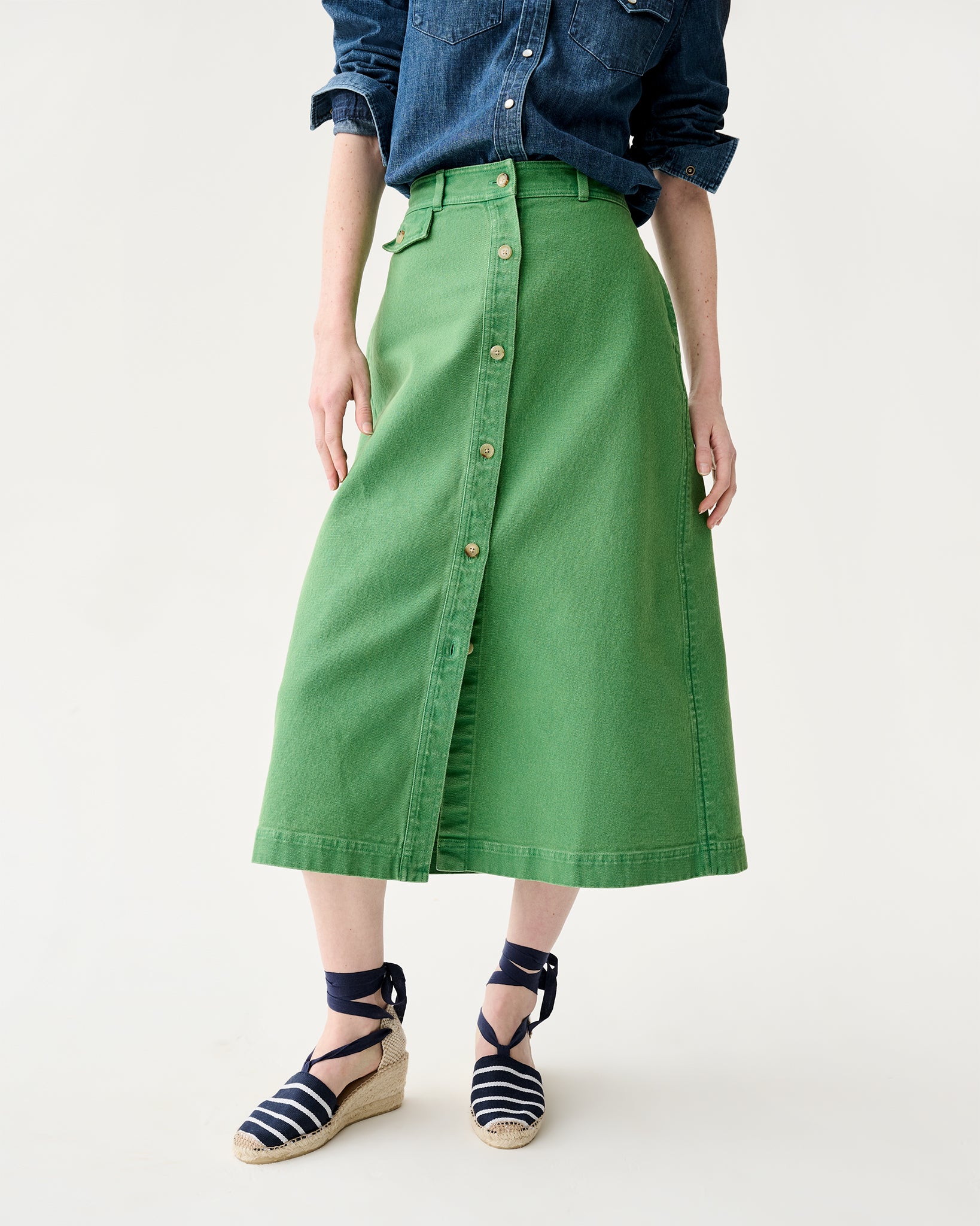 Robin Skirt in Green Stretch Canvas | Shop Ann Mashburn