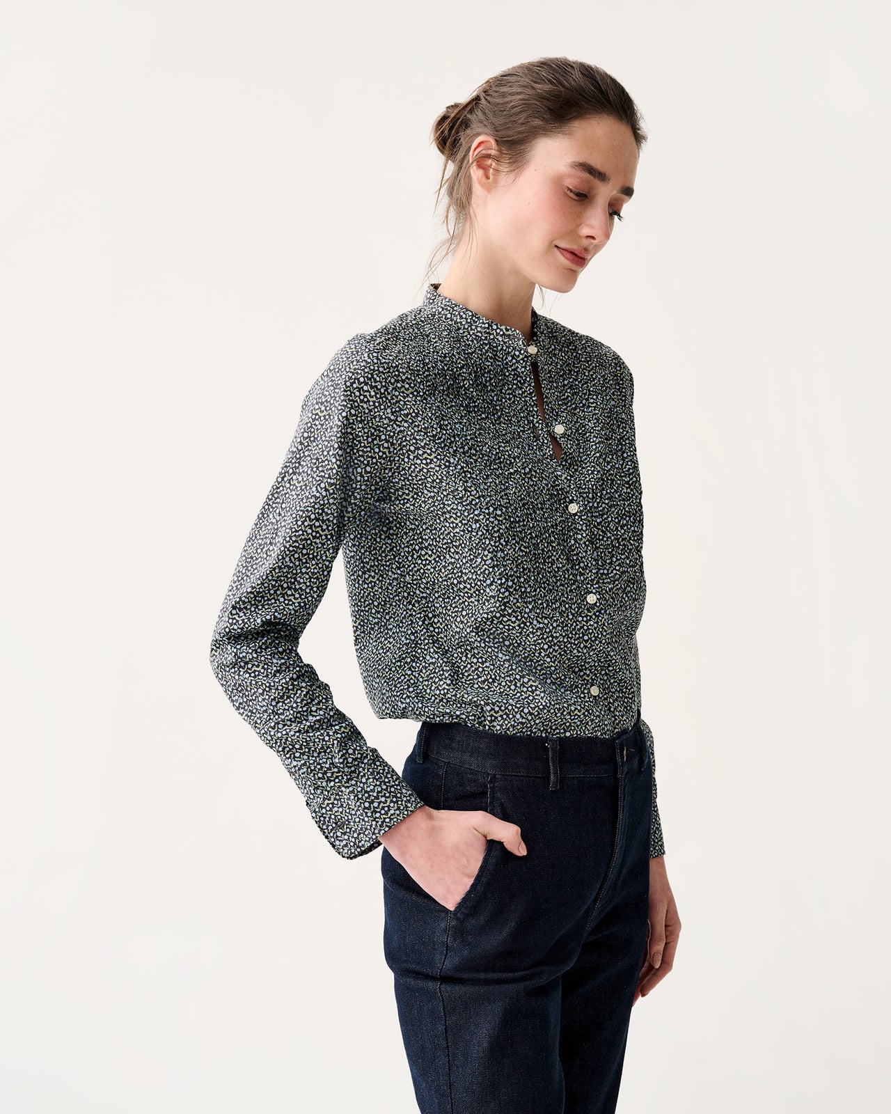 Mandarin Hattie Shirt in Navy/Green Mini Floral Printed Poplin