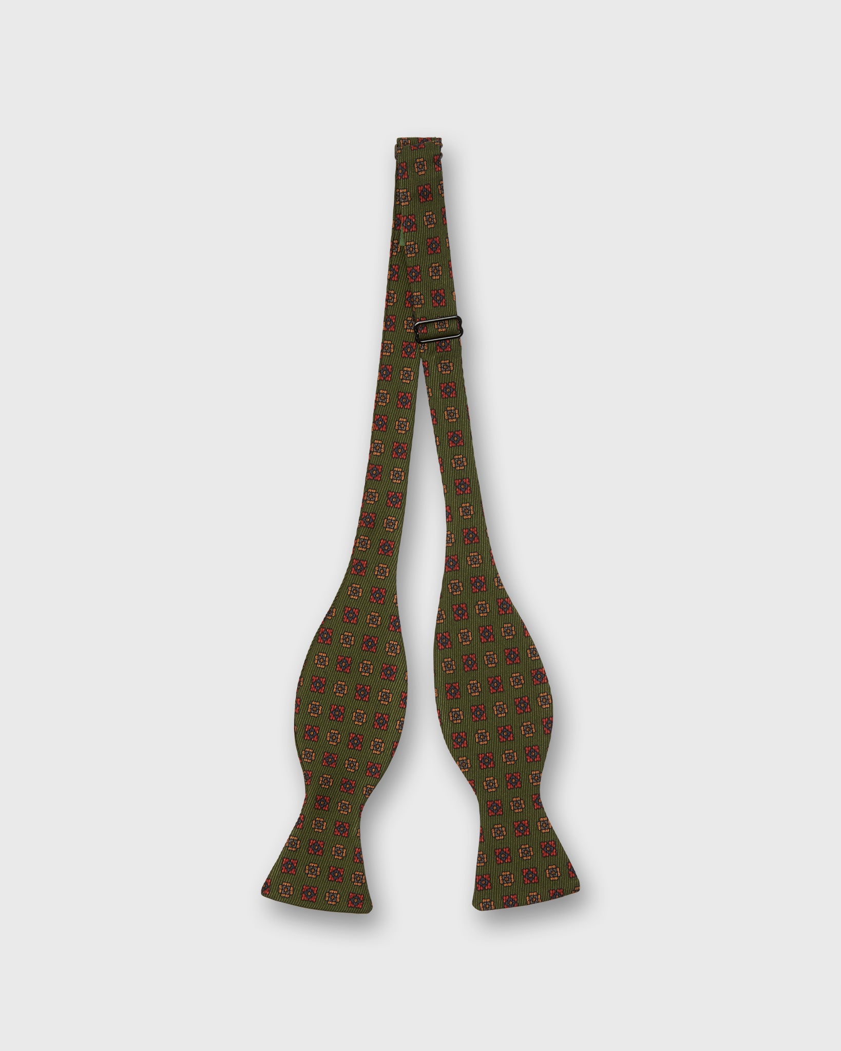 Silk Bow Tie in Green Alexander Foulard