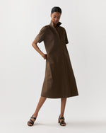 Load image into Gallery viewer, Riley Dress in Coffee Paperweight Stretch Poplin
