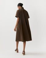 Load image into Gallery viewer, Riley Dress in Coffee Paperweight Stretch Poplin
